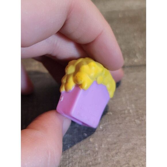 Hasbro 2007 LPS Littlest Pet Shop popcorn food accessory toy figure - Picture 3 of 6